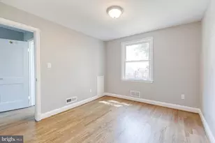 633 Lucia Ave, Baltimore, MD 21229 - Photo 13