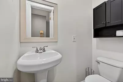 2926 E Fayette Street, Baltimore, MD 21224 - Photo 9