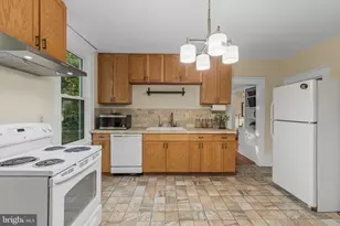 5115 Maple Park Ave, Baltimore, MD 21207 - Photo 17