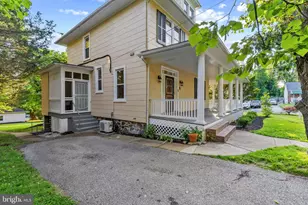 5115 Maple Park Ave, Baltimore, MD 21207 - Photo 9