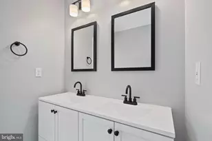 2640 E Oliver St, Baltimore, MD 21213 - Photo 7