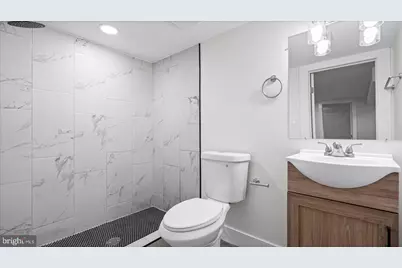 5605 Groveland Avenue, Baltimore, MD 21215 - Photo 19