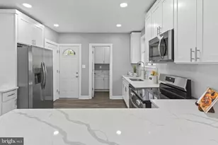 5728 Clover Rd, Baltimore, MD 21215 - Photo 11