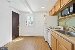 101 E 33rd St, Baltimore, MD 21218 - Photo 3