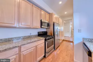 1818 Bank St, Baltimore, MD 21231 - Photo 9