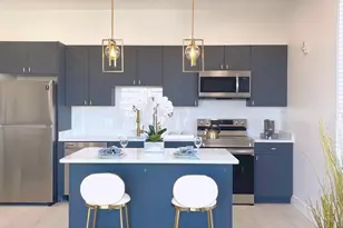 520 S Caroline St, Baltimore, MD 21231 - Photo 1