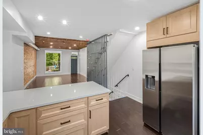 325 W Lorraine Avenue, Baltimore, MD 21211 - Photo 5