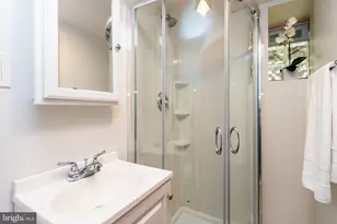 2911 Cresmont Ave, Baltimore, MD 21211 - Photo 29