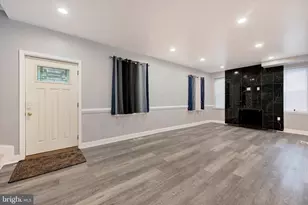 2807 Lawina Rd, Baltimore, MD 21216 - Photo 5
