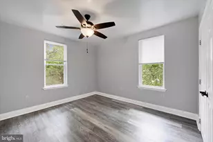 2807 Lawina Rd, Baltimore, MD 21216 - Photo 27