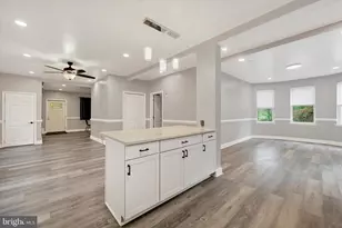 2807 Lawina Rd, Baltimore, MD 21216 - Photo 15