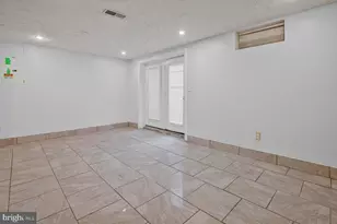 6103 Furley Way, Baltimore, MD 21206 - Photo 23