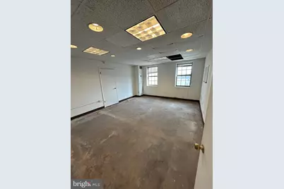 1 E Chase Street #R216, Baltimore, MD 21202 - Photo 5