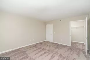 2772 Lighthouse Point E, Baltimore, MD 21224 - Photo 21