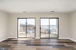 2772 Lighthouse Point E, Baltimore, MD 21224 - Photo 7