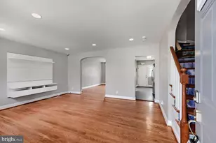 1014 Lyndhurst St, Baltimore, MD 21229 - Photo 7