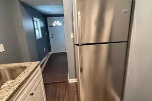 1032 Valley St, Baltimore, MD 21202 - Photo 9
