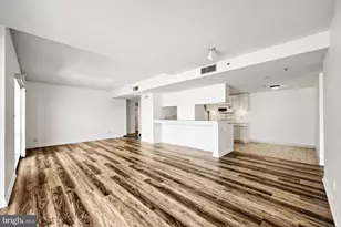 250 President St, Baltimore, MD 21202 - Photo 5
