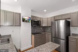 1818 N Ashburton St, Baltimore, MD 21216 - Photo 9