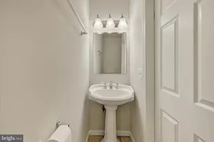 220 Patterson Park Ave, Baltimore, MD 21231 - Photo 11