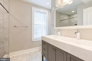 734 S Robinson St, Baltimore, MD 21224 - Photo 13