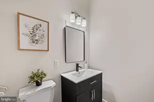 2231 Eutaw Pl, Baltimore, MD 21217 - Photo 17
