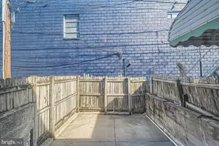 3804 Mt Pleasant Ave, Baltimore, MD 21224 - Photo 11