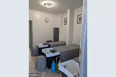 861 W 36th Street W, Baltimore, MD 21211 - Photo 19