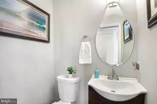 3010 Howard Park Ave, Baltimore, MD 21207 - Photo 15