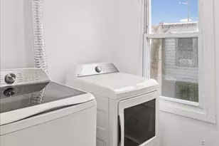 915 N Montford Ave, Baltimore, MD 21205 - Photo 17