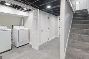 653 Bartlett Ave, Baltimore, MD 21218 - Photo 35