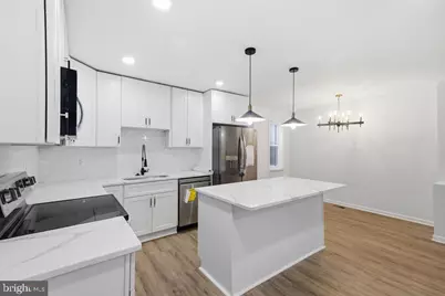 3227 Phelps Lane, Baltimore, MD 21229 - Photo 7