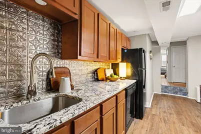 209 S Central Avenue, Baltimore, MD 21202 - Photo 5