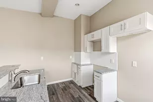 1001 S Carey St, Baltimore, MD 21223 - Photo 9