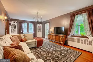 4606 Cedar Garden Rd, Baltimore, MD 21229 - Photo 17