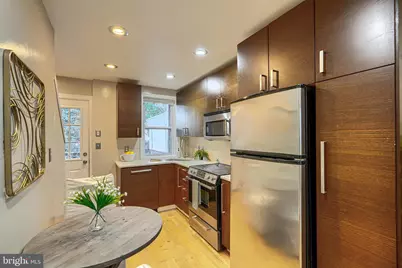 111 S Castle Street, Baltimore, MD 21231 - Photo 9