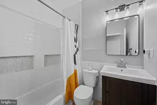 2512 E Fairmount Ave, Baltimore, MD 21224 - Photo 25