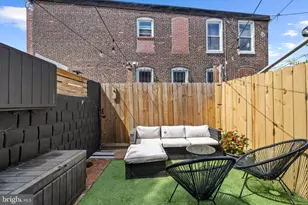 2512 E Fairmount Ave, Baltimore, MD 21224 - Photo 31