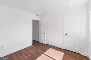 3826 10th St, Baltimore, MD 21225 - Photo 5
