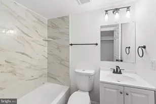 3826 10th St, Baltimore, MD 21225 - Photo 11