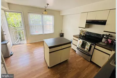 28 N Wolfe Street, Baltimore, MD 21231 - Photo 9