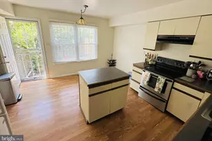 28 N Wolfe St, Baltimore, MD 21231 - Photo 9