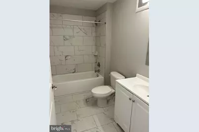 100 W Lexington Street #204, Baltimore, MD 21201 - Photo 5