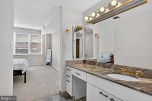 3801 Canterbury Rd, Baltimore, MD 21218 - Photo 15