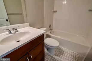 1805 E Lamley St, Baltimore, MD 21231 - Photo 17
