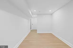 1145 Myrtle Ave, Baltimore, MD 21201 - Photo 31