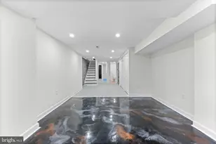 434 Ilchester Ave, Baltimore, MD 21218 - Photo 25