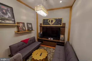 1209 N Charles St, Baltimore, MD 21201 - Photo 19