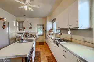 3212 Dorchester Rd, Baltimore, MD 21215 - Photo 17