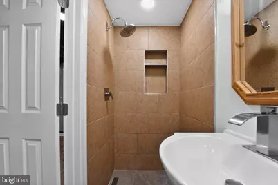 643 S Wickham Road S, Baltimore, MD 21229 - Photo 17
